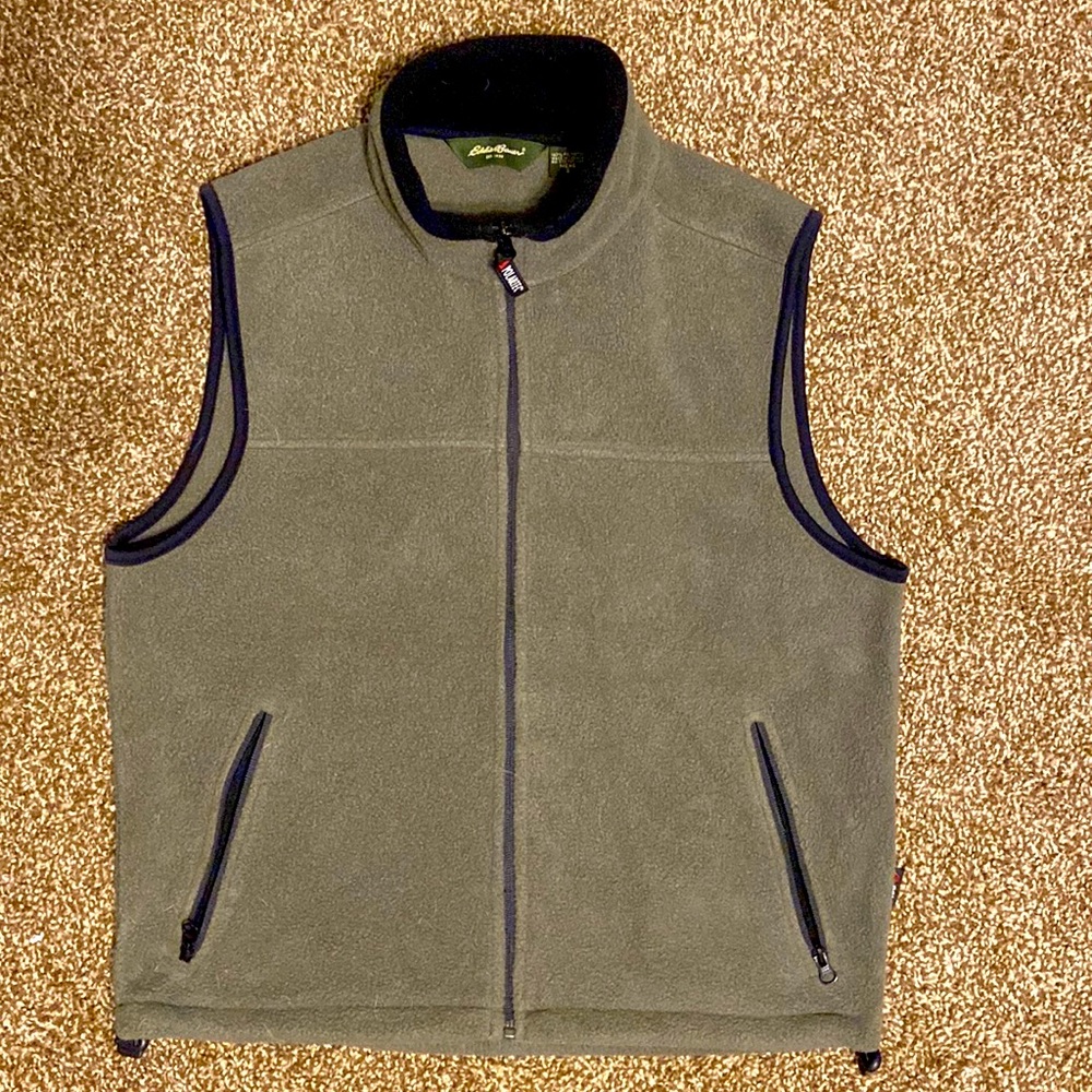 Eddie Bauer mens vest -green size small